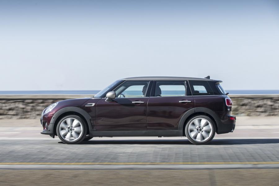  Mini Cooper D Clubman 2015 года  (UK) (фото 68 из 127)